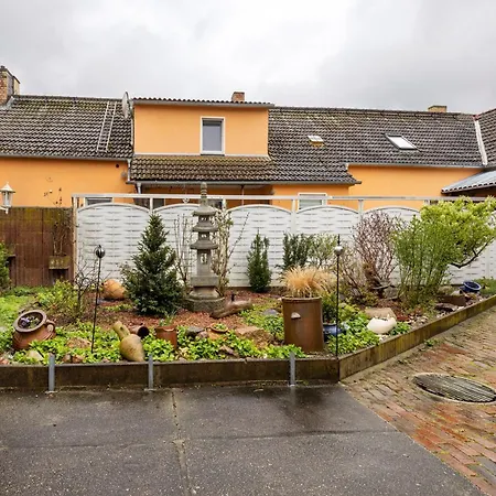 Familienhaus Mit Riesigem Garten بيت للعطل Jessen