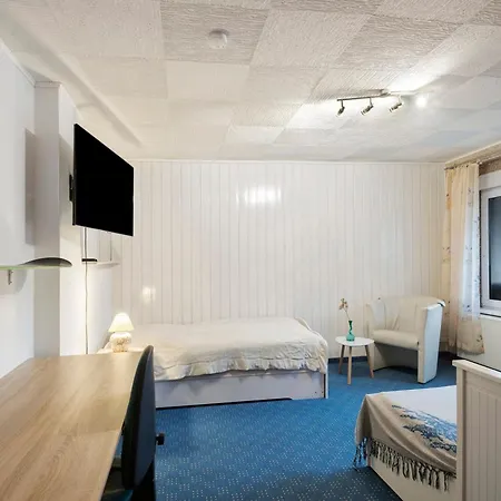 بيت للعطل Familienhaus Mit Riesigem Garten *